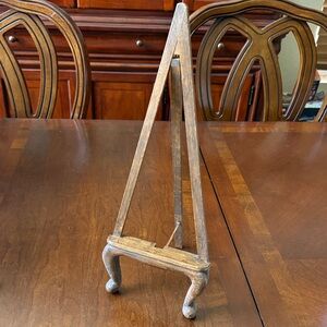 Mid century Vintage Florentine Tabletop Wooden Display Easel with Carved Legs